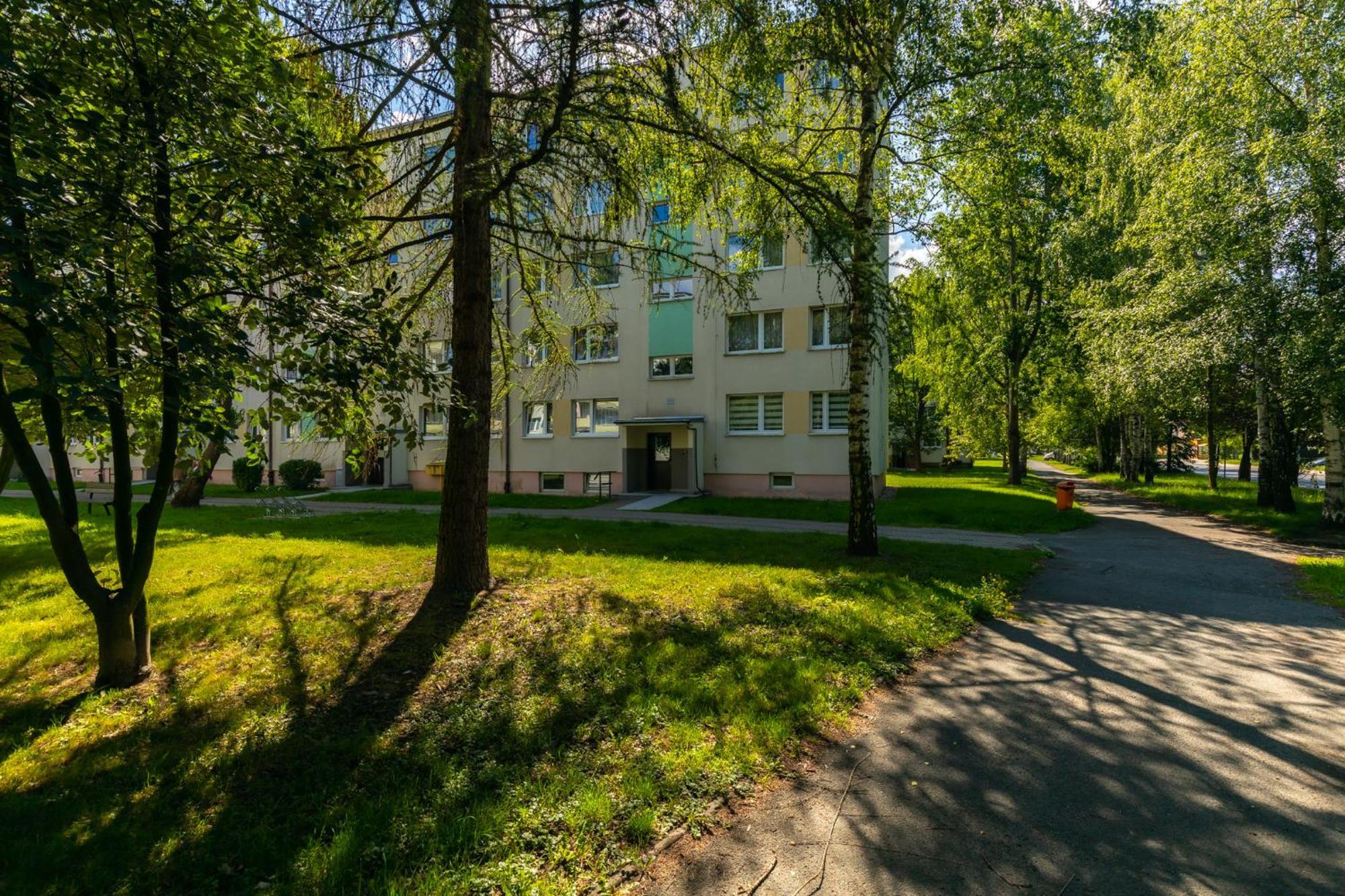 Apartament Przy Termach Cieplickich Julcia Jelenia Gora Exterior photo